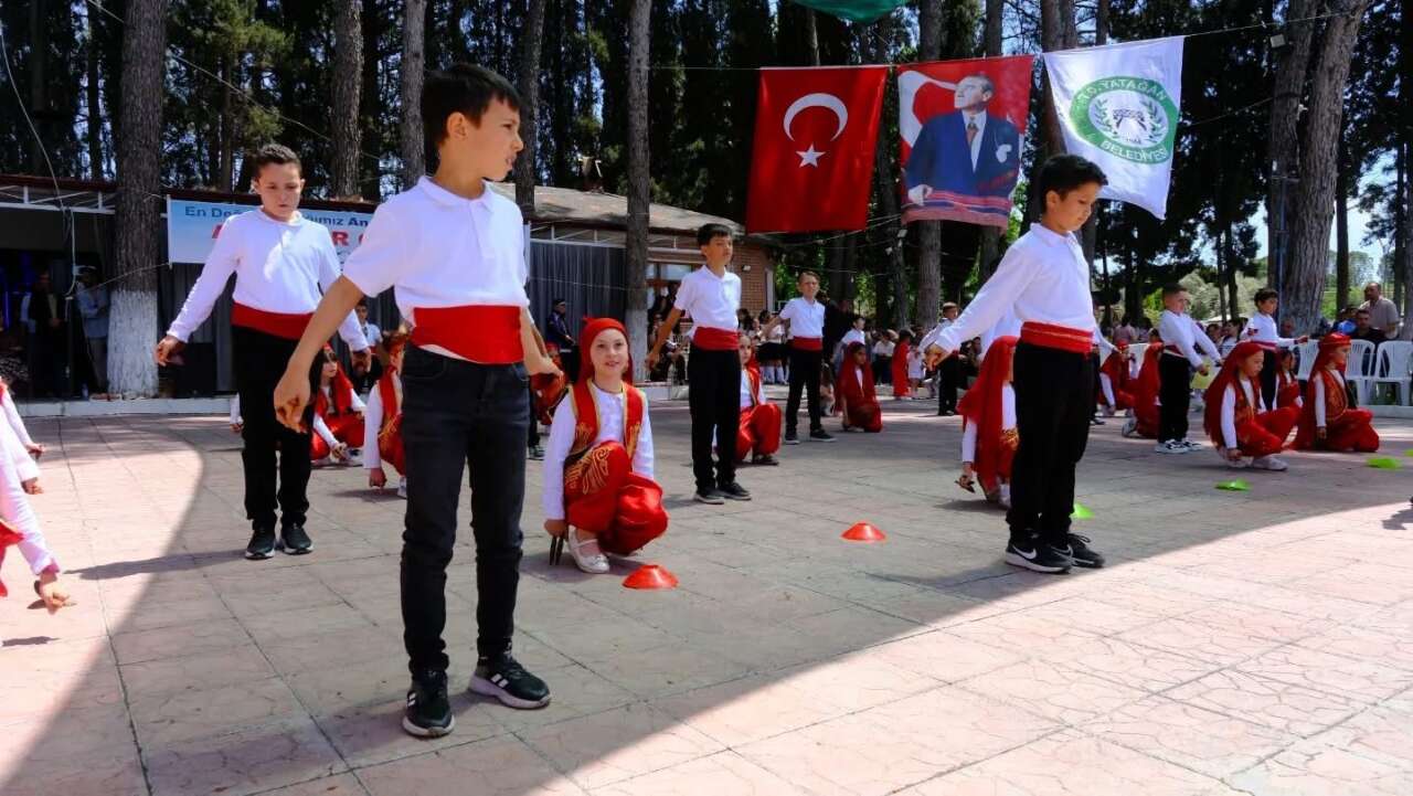 Yatağan Belediyesi'nden Anneler Günü’nde Birlik ve Beraberlik Aşuresi 8